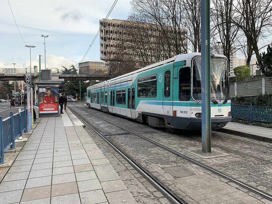 Hôtel de Ville de Bobigny (Tramtransporto en Parizo)