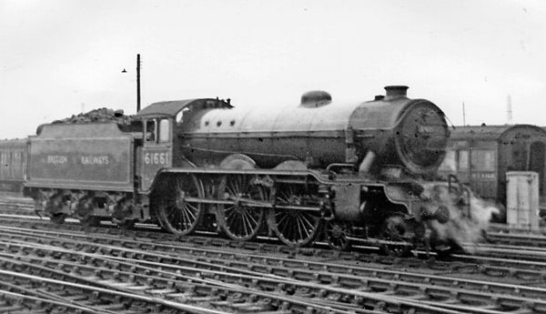 B17/4 No. 61661 'Sheffield Wednesday' at Stratford 12 June 1948