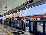 Pintu peron di Stasiun Sungai Buloh, RapidKL