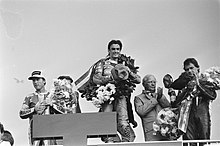 Franco Uncini (pictured in Assen) became the 1982 500cc world champion TT in Assen 500 cc tijdens huldiging v.l.n.r. Roberts, Uncini, Sheene, Bestanddeelnr 932-2263.jpg