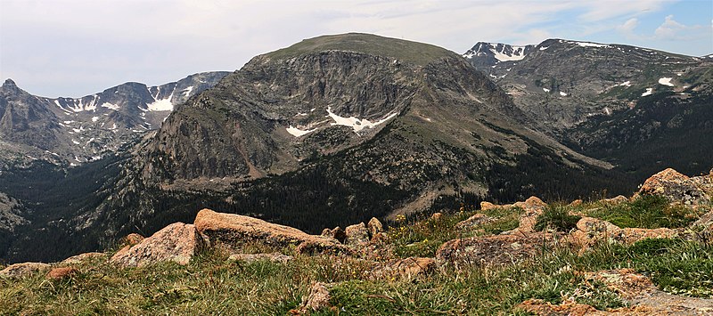 File:Terra Tomah Mountain in RMNP.jpg