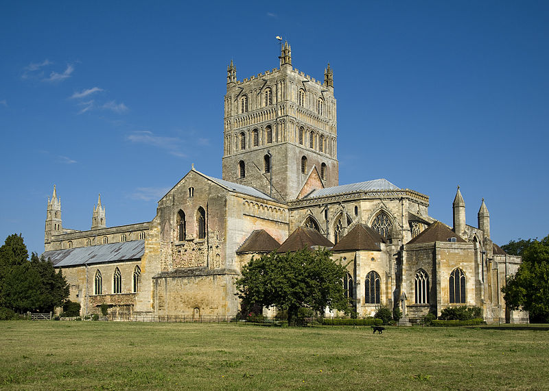 File:Tewkesbury Abbey 2011.jpg