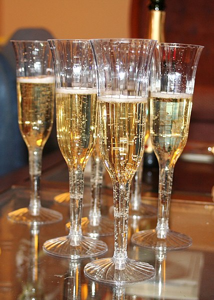 File:Toasting Champagne.jpg