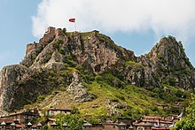 Tokat Castle seen from below Tokat Kale.jpg