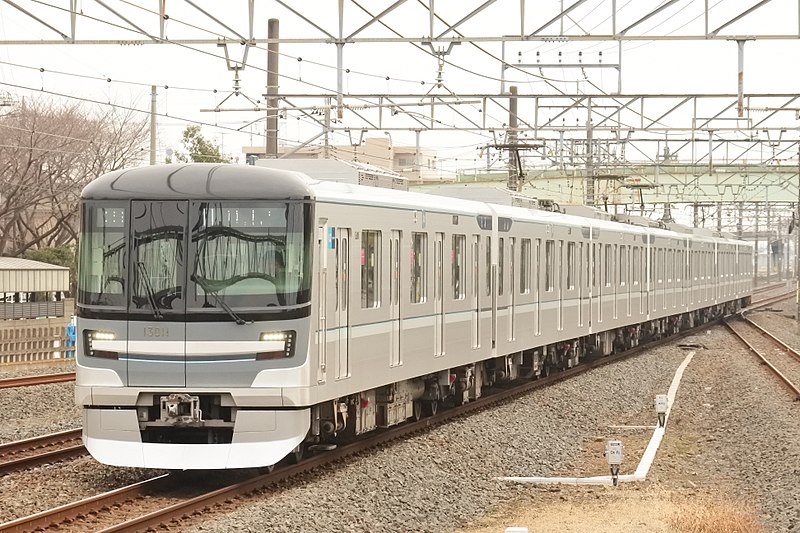 File:Tokyo Metro 13000 Series.jpg