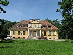 Roszkowski Palace in Tybory-Kamianka