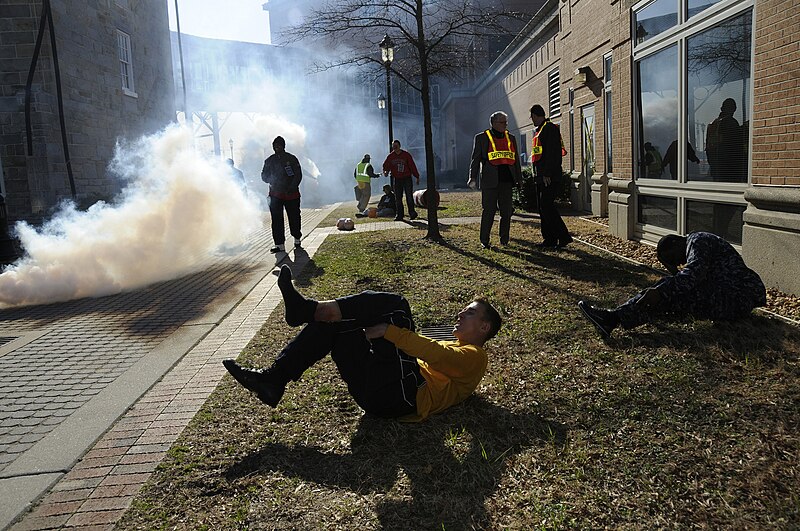 File:US Navy 110223-N-0480W-003 Personnel at Naval Medical Center Portsmouth participate in a vehicle borne improvised explosive device scenario during.jpg