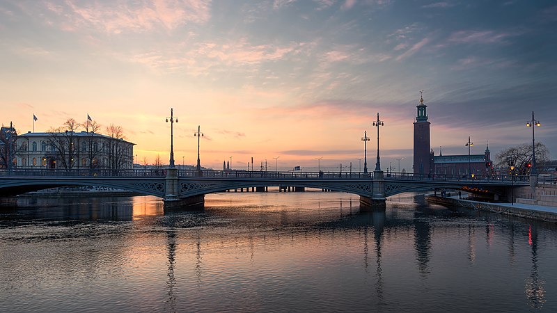 File:Vasabron Vasa bridge Stockholm 2016 01.jpg