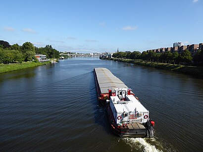 Hoe gaan naar John F. Kennedybrug met het openbaar vervoer - Over de plek