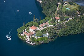 Villa del Balbianello Lago di Como featured in Casino Royale and in Star Wars (20063743160).jpg