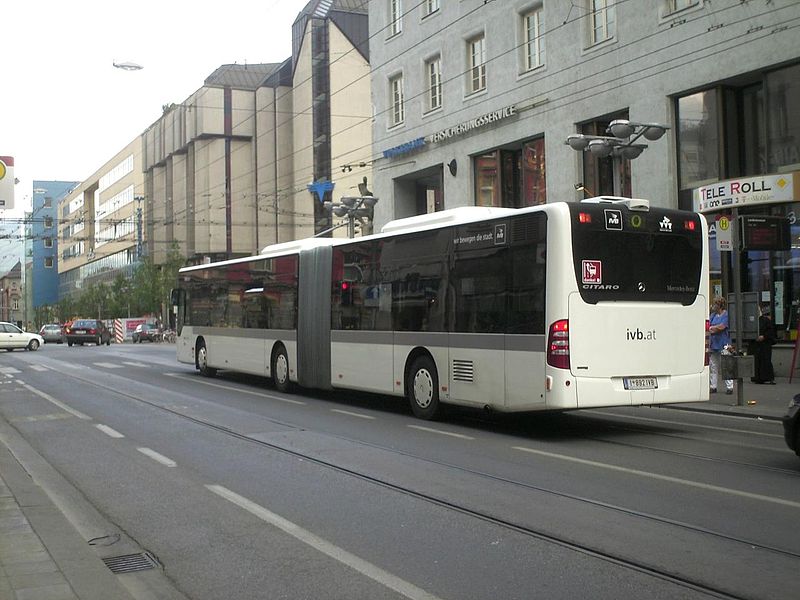 File:Wagen 892 der IVB.jpg