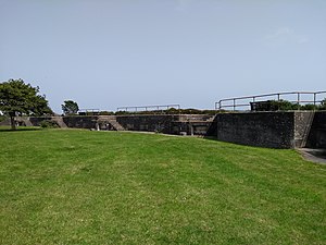 12 Pounder QF gun positions at Western King's Redoubt, 2019. Western King's Redoubt, Plymouth 2019.jpg