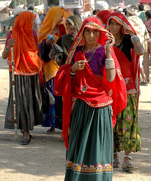 Young Women In Traditional Dress Taking Part In Desert Festival, Jaisalmer,  Rajasthan, India Stock Photo, Picture and Royalty Free Image. Image  32585172.