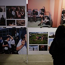 Panneau de photos de Sarah Blesener à l'exposition World Press Photo 2019