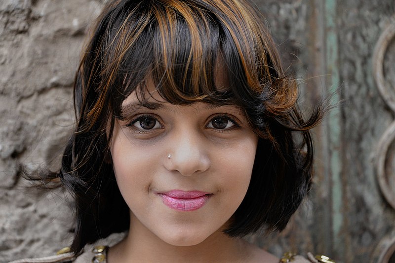 File:Yemeni Girl, Sanaa (10740195953).jpg