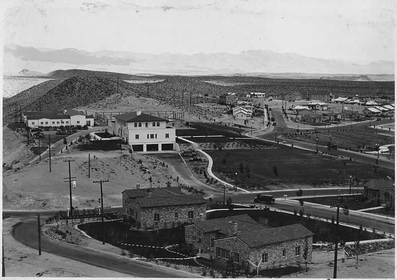 File:"View of Administration Building area, Boulder City, showing development of landscaping." - NARA - 293707.jpg