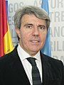 (Ángel Garrido) Cifuentes y Garrido және el Comité Ejecutivo Autonómico de diciembre de 2017 (қиылған) .jpg