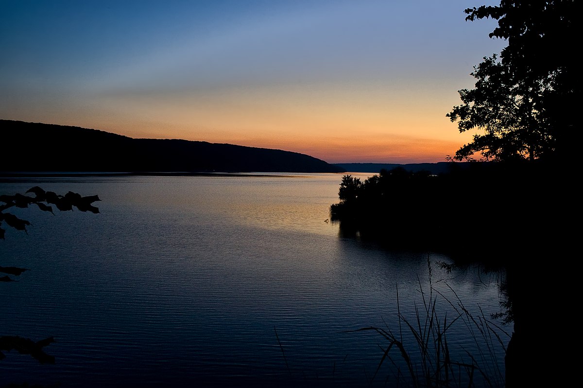 Над h. Rangeley Lake.