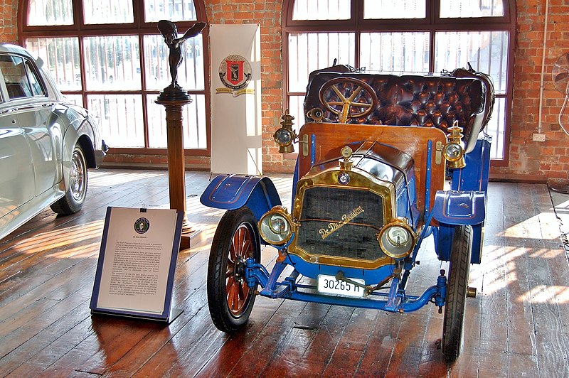 File:1912 De Dion-Bouton DW1, Fox Classic Car Collection, 2008.JPG