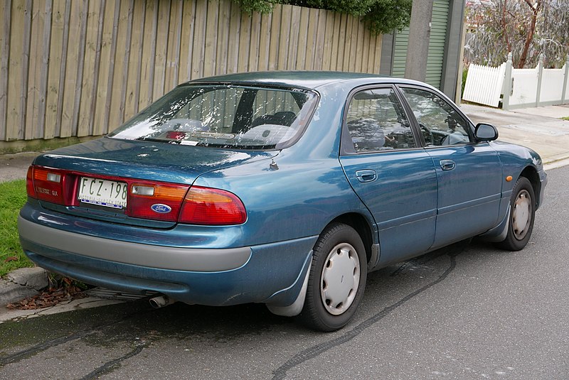 File:1993 Ford Telstar (AX) GLX sedan (2015-07-03) 02.jpg