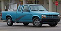 1995 Dodge Dakota Sport Club Cab 4x2, front right view