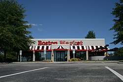 A former Boston Market in Durham, North Carolina 2008-08-11 Boston Market in Durham.jpg