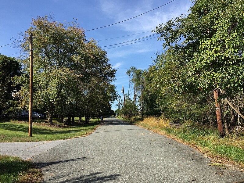 File:2016-10-14 14 58 25 View west along Maryland State Route 899 (American Way) at Muddy Branch in North Potomac, Montgomery County, Maryland.jpg