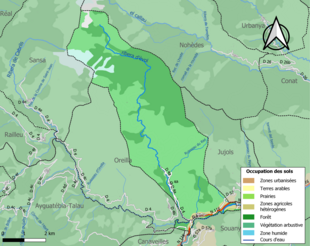 Barevná mapa znázorňující využití půdy.