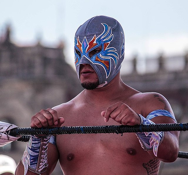 Argenis during an outdoor event in 2018