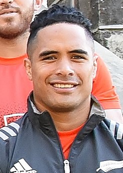 Aaron Smith 2017 (cropped).jpg