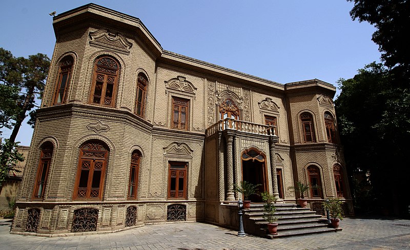 File:Abgineh,Glassware and Ceramics Museum (19047506600).jpg