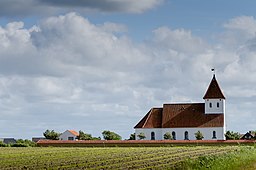 På ön ligger Agerø Kirke