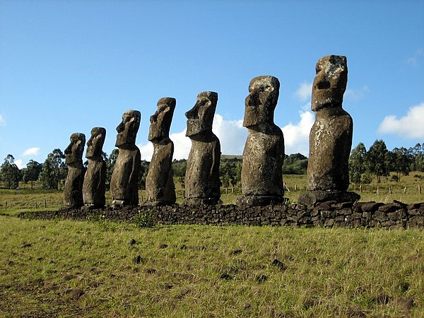 November 11, 1933: Williamson-Balfour Company turns Easter Island over to Chile