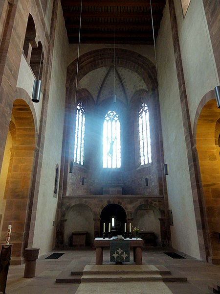 File:Alpirsbach, Klosterkirche, Chorraum, Blick nach Osten.jpg