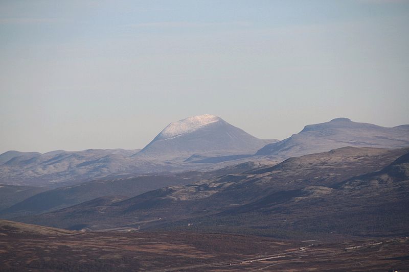 File:Alvdal Storsölnkletten 1827m Gravskardhögda IMG 9321.JPG