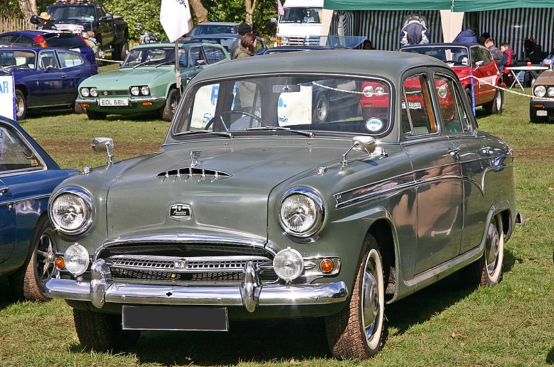 File:Austin A105 Vanden-Plas front.jpg