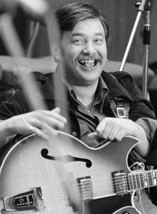 <span class="mw-page-title-main">Gyula Babos</span> Hungarian jazz guitarist