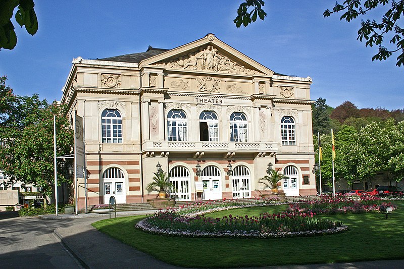File:Baden-Baden-Theater-102-2005-gje.jpg