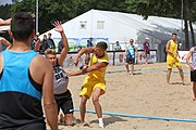 Deutsch: Beachhandball Europameisterschaften 2019 (Beach handball Euro); Tag 2: 3. Juli 2019 – Männer, Vorrunde Gruppe A, Deutschland-Norwegen 2:0 (20:18, 28:12) English: Beach handball Euro; Day 2: 3 July 2019 – Women Preliminary Round Group A – Men Preliminary Round Group A – Germany-Norway 2:0 (20:18, 28:12)