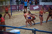 Deutsch: Beachhandball bei den Olympischen Jugendspielen 2018; Tag 5, 10. November 2018; Mädchen, Hauptrunde - Chinese Taipei (Taiwan)-Niederlande 1:2 English: Beach handball at the 2018 Summer Youth Olympics at 11 October 2018 – Girls Main Round – Chinese Taipei (Taiwan)-Netherlands 1:2