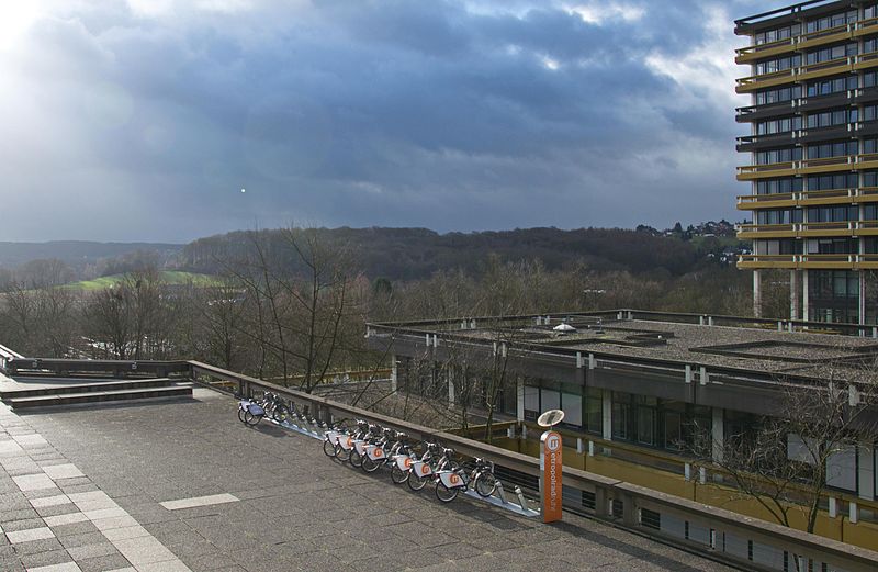 File:Bochum Rub Metropolrad Ruhr Station Mensa.jpg