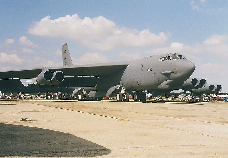 File:Boeing B-52H Stratofortress, USA - Air Force AN0354212.jpg