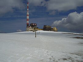 Meteorologinė stotis ir radijo bokštas ant Botevo kalno