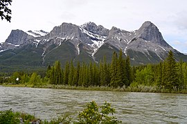 Bow River - панорамио (2) .jpg