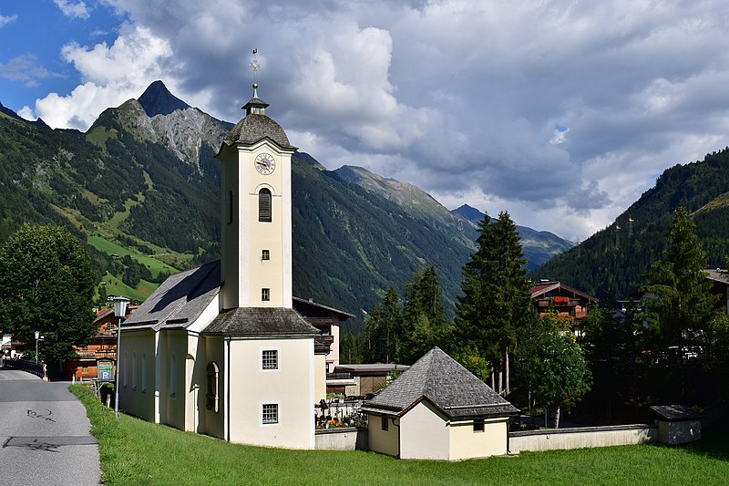 File:Brandberg - Pfarrkirche hl Kreuz - I.jpg