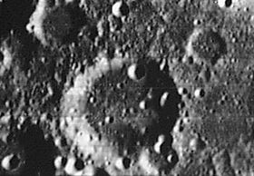 Снимок зонда Lunar Orbiter - IV.