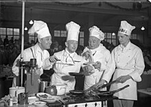 Bundesarchiv Bild 102-13334, Fritz Kampers, Pol Vestermeyer, Pol Graetz.jpg