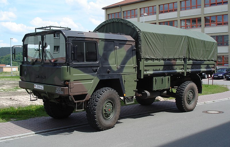 Rheinmetall MAN Military Vehicles GmbH 800px-Bundeswehr_MAN_5to.gl