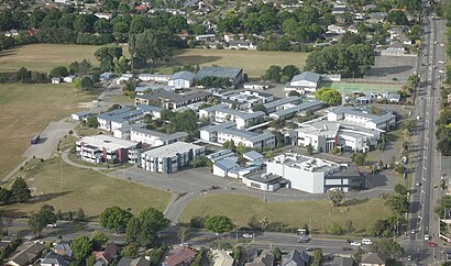 How to get to Burnside High School with public transport- About the place