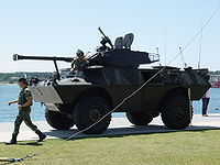 葡萄牙陸軍的凱迪拉克蓋集（英語：Cadillac Gage）V-100裝甲車